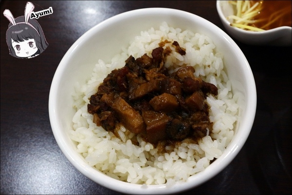 牛不牛肉湯：[食記]►台南安平區◄久違了台南新鮮美味的牛肉湯、牛肉爐專賣店－牛不牛肉湯