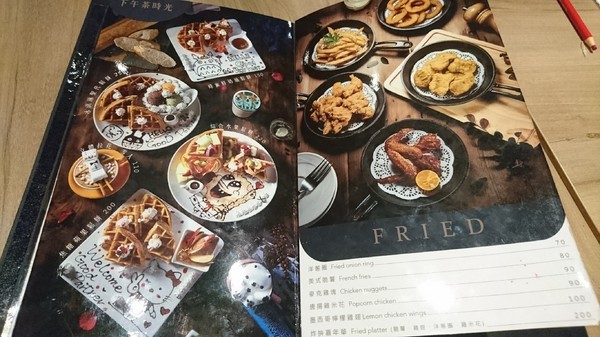 Good Partner 好夥伴咖啡(巨蛋店)：高雄巨蛋店~Good Partner 好夥伴~超浮誇7pupu火山冰與萌噠噠柴柴立體棉花糖~網美必拍雲朵造景~從頭到尾驚喜不斷~