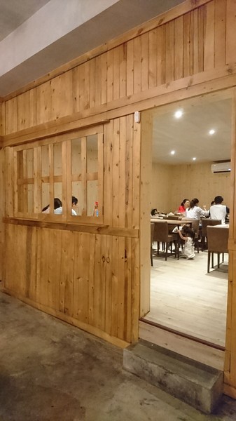 Good Partner 好夥伴咖啡(巨蛋店)：高雄巨蛋店~Good Partner 好夥伴~超浮誇7pupu火山冰與萌噠噠柴柴立體棉花糖~網美必拍雲朵造景~從頭到尾驚喜不斷~