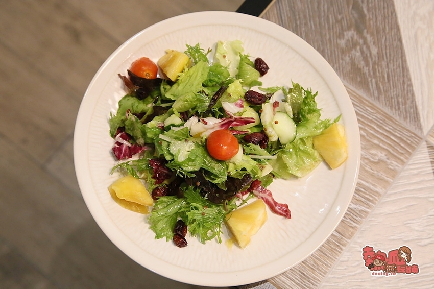 【台南美食】隱藏版的老屋打卡點！竟藏著美式風格的另類餐點：In Stock 飲食客 - 熱血玩台南。跳躍新世界