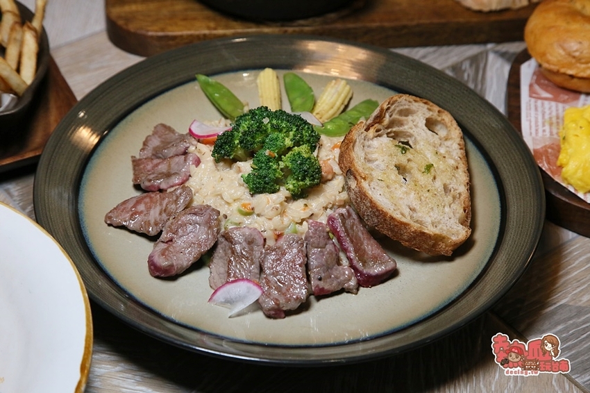 【台南美食】隱藏版的老屋打卡點！竟藏著美式風格的另類餐點：In Stock 飲食客 - 熱血玩台南。跳躍新世界