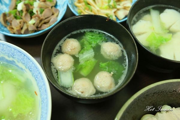 杜桑灶咖：【台南美食】不輸日本烏龍麵的在地小吃，銅板價就讓你飽餐一頓：杜桑灶咖