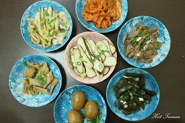 杜桑灶咖：【台南美食】不輸日本烏龍麵的在地小吃，銅板價就讓你飽餐一頓：杜桑灶咖