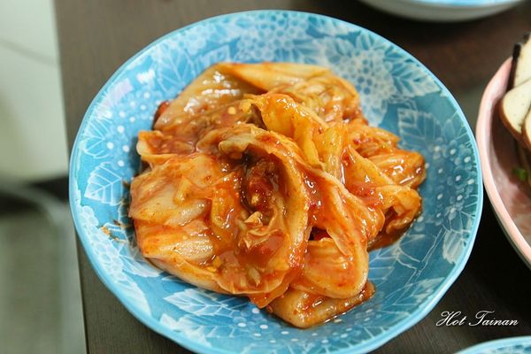 杜桑灶咖：【台南美食】不輸日本烏龍麵的在地小吃，銅板價就讓你飽餐一頓：杜桑灶咖