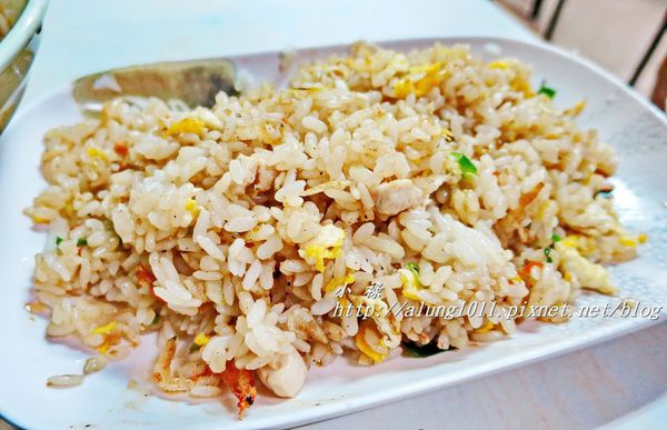 舊車頭食堂：CP值超高!!!   哈瑪星 / 舊車頭食堂