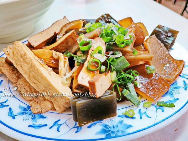 舊車頭食堂：CP值超高!!!   哈瑪星 / 舊車頭食堂