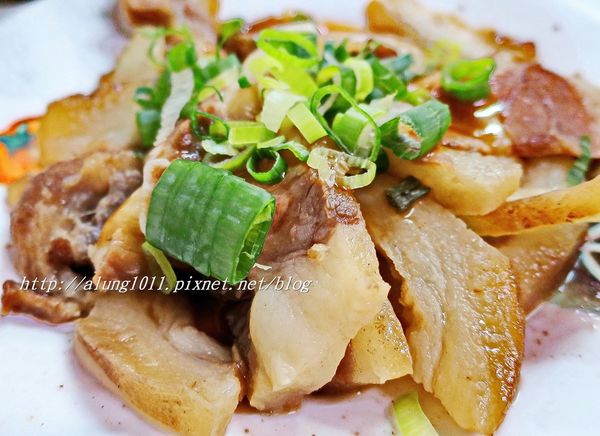 舊車頭食堂：CP值超高!!!   哈瑪星 / 舊車頭食堂