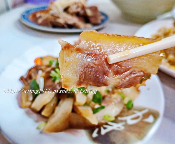 舊車頭食堂：CP值超高!!!   哈瑪星 / 舊車頭食堂