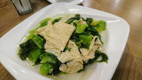 29066851_1811352645563083_233124738858221568_n