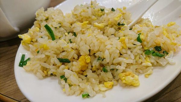 29133188_1811352978896383_1762935340290539520_n