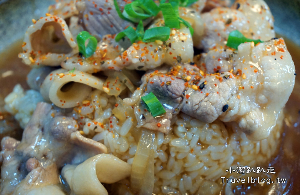 台中美食》好吃炒飯推薦!台中西屯區炒之霸炒飯專賣店-平價俗夠大碗!多樣選擇美味炒飯 炒麵也好吃!近逢甲夜市 - 小潔趴趴走旅遊札記