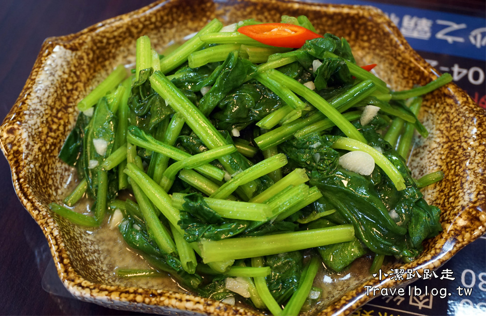 台中美食》好吃炒飯推薦!台中西屯區炒之霸炒飯專賣店-平價俗夠大碗!多樣選擇美味炒飯 炒麵也好吃!近逢甲夜市 - 小潔趴趴走旅遊札記