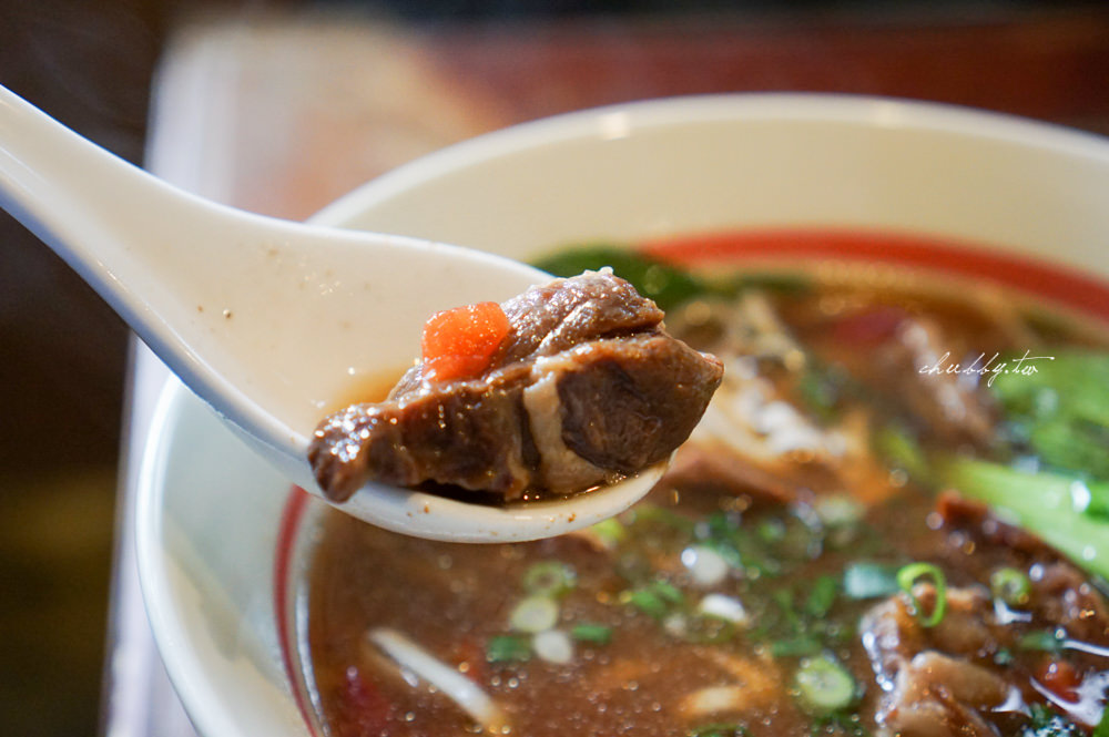 時寓│來金清燉牛肉麵│清香湯頭只願一飲而盡│老宅裡的中藥新生