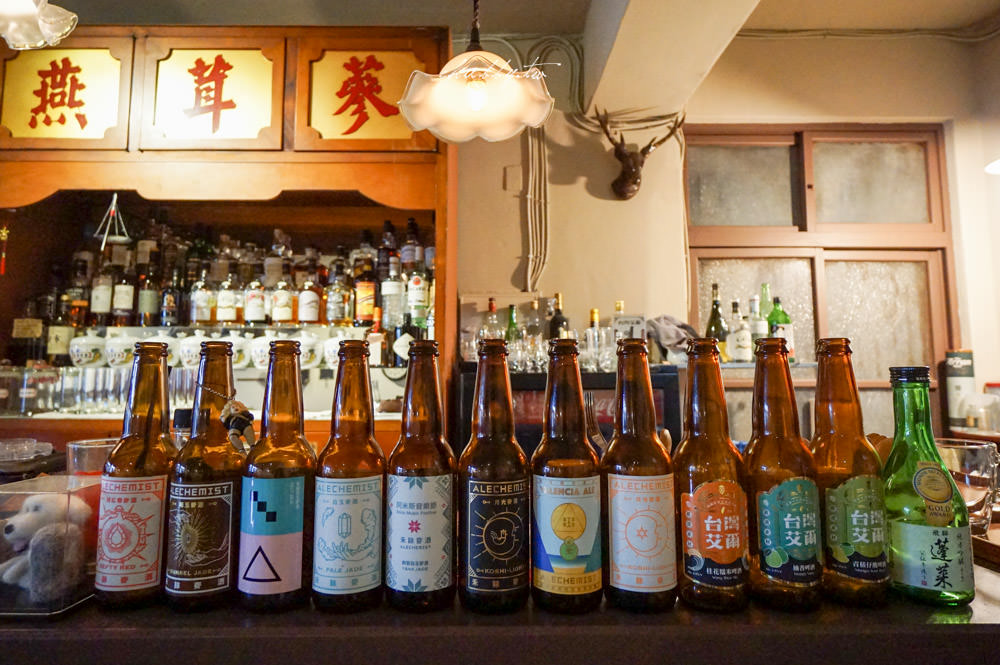 時寓│來金清燉牛肉麵│清香湯頭只願一飲而盡│老宅裡的中藥新生