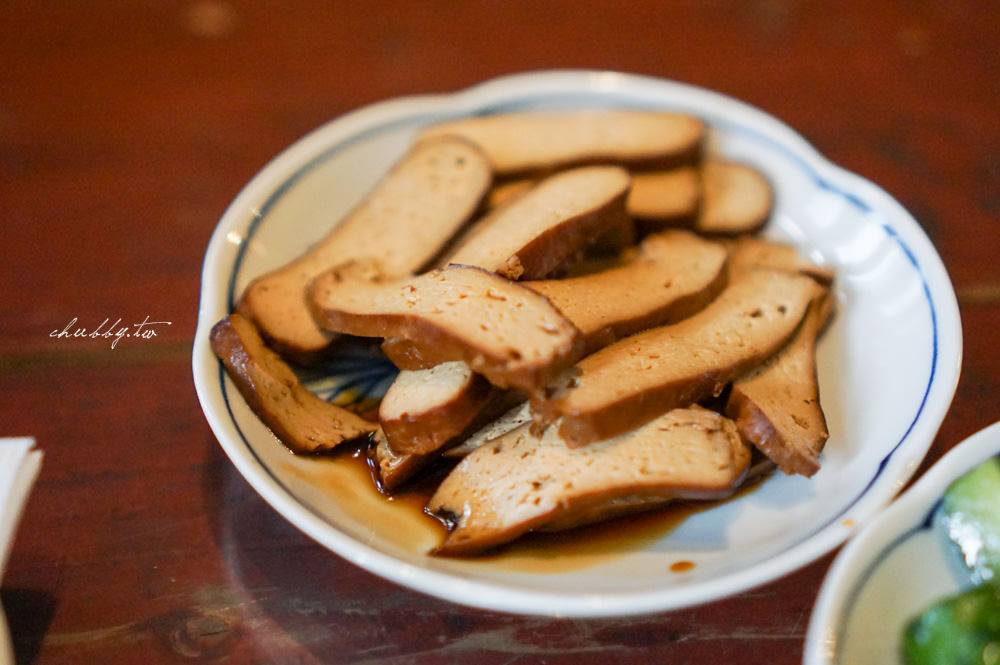 時寓│來金清燉牛肉麵│清香湯頭只願一飲而盡│老宅裡的中藥新生