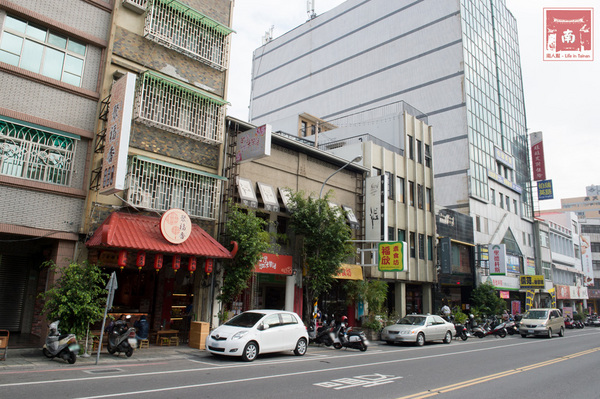 聚福香古早味:【台南美食】從後甲黃昏市場到店面|古早味封肉|滷豬腳|蹄膀飯|藥膳排骨湯~聚福香古早味 聚福香古早味:【台南美食】從後甲黃昏市場到店面|古早味封肉|滷豬腳|蹄膀飯|藥膳排骨湯~聚福香古早味
