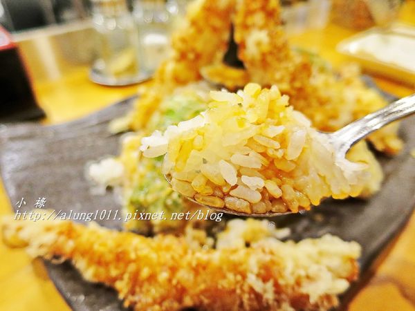 冨士天ぷら  いだ天：河口湖車站周邊美食 / いだ天 / 富士天婦羅餐廳 / 富士山天丼大器上菜!!