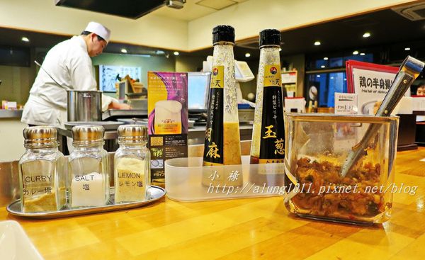 冨士天ぷら  いだ天：河口湖車站周邊美食 / いだ天 / 富士天婦羅餐廳 / 富士山天丼大器上菜!!