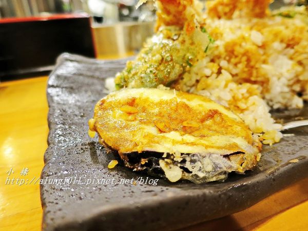 冨士天ぷら  いだ天：河口湖車站周邊美食 / いだ天 / 富士天婦羅餐廳 / 富士山天丼大器上菜!!