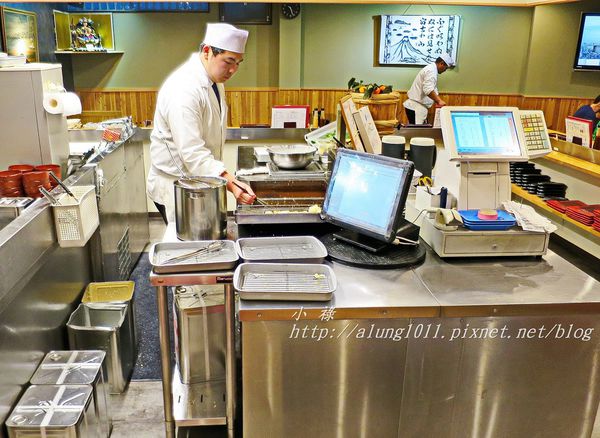 冨士天ぷら  いだ天：河口湖車站周邊美食 / いだ天 / 富士天婦羅餐廳 / 富士山天丼大器上菜!!