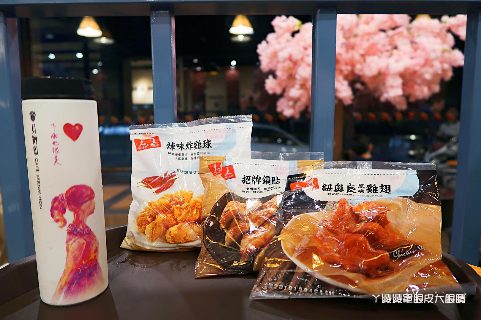 新竹旅遊｜橫山最新熱門打卡景點！全台最粉嫩的櫻花鐵道風7-ELEVEN門市在新竹