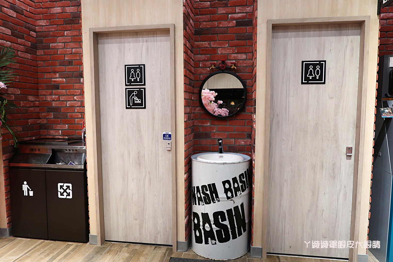 新竹旅遊|橫山最新熱門打卡景點!全台最粉嫩的櫻花鐵道風7-ELEVEN門市在新竹