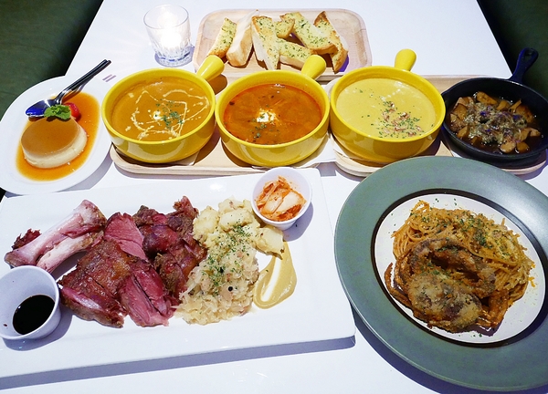 SMEXY 音樂餐廳:SMEXY 音樂餐廳-台北松山區特色餐館 從早午餐一路開到宵夜 餐點、服務都夠水準 夜晚還有live band 邊用餐邊聽音樂大享受