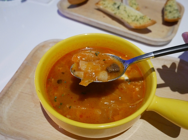 SMEXY 音樂餐廳:SMEXY 音樂餐廳-台北松山區特色餐館 從早午餐一路開到宵夜 餐點、服務都夠水準 夜晚還有live band 邊用餐邊聽音樂大享受