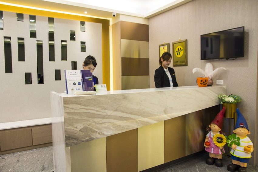 【台中住宿】逢甲夜市住宿／隱和旅INNK HOTEL～閣樓房型x自助式廚房x超大客廳，貼心無距離感的服務