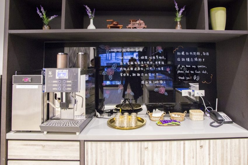 【台中住宿】逢甲夜市住宿／隱和旅INNK HOTEL～閣樓房型x自助式廚房x超大客廳，貼心無距離感的服務