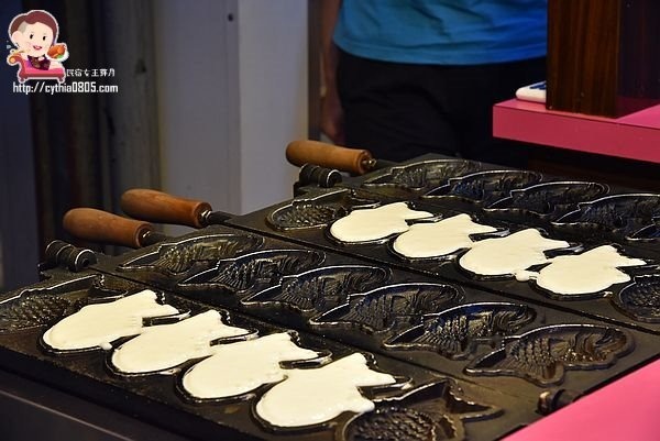 桃園中壢美食-天鯛魚燒-可愛肥鯉魚很熱門，爆漿起司跟招牌花生強強滾啊，好多人來排隊 @民宿女王芽月-美食.旅遊.全台趴趴走