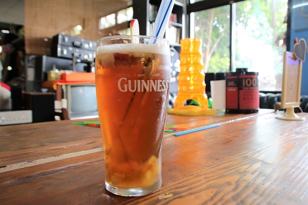 鹿港秘密基地:【彰化福興景點】鹿港秘密基地~親子同樂特色餐廳,任天堂、小瑪莉電動、彈珠台給大家玩,體驗披薩DIY手作(假日限定)