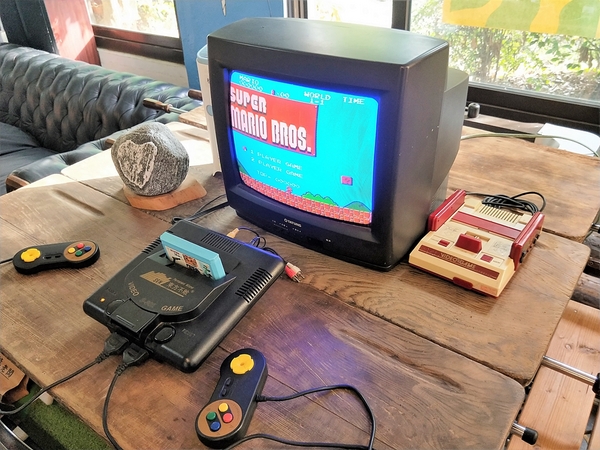 鹿港秘密基地:【彰化福興景點】鹿港秘密基地~親子同樂特色餐廳,任天堂、小瑪莉電動、彈珠台給大家玩,體驗披薩DIY手作(假日限定)