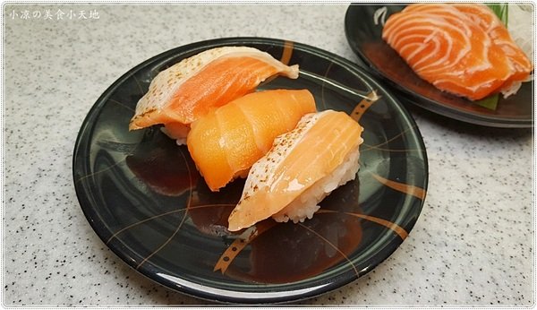 Magic Touch 点爭鮮 J-Mall店：台中西屯』Magic Touch 点爭鮮║J-Mall商場全新開幕，新幹線列車直送壽司，咻~美味直達車！