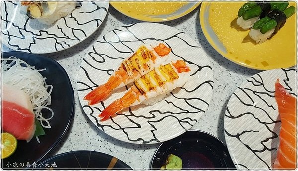 Magic Touch 点爭鮮 J-Mall店：台中西屯』Magic Touch 点爭鮮║J-Mall商場全新開幕，新幹線列車直送壽司，咻~美味直達車！