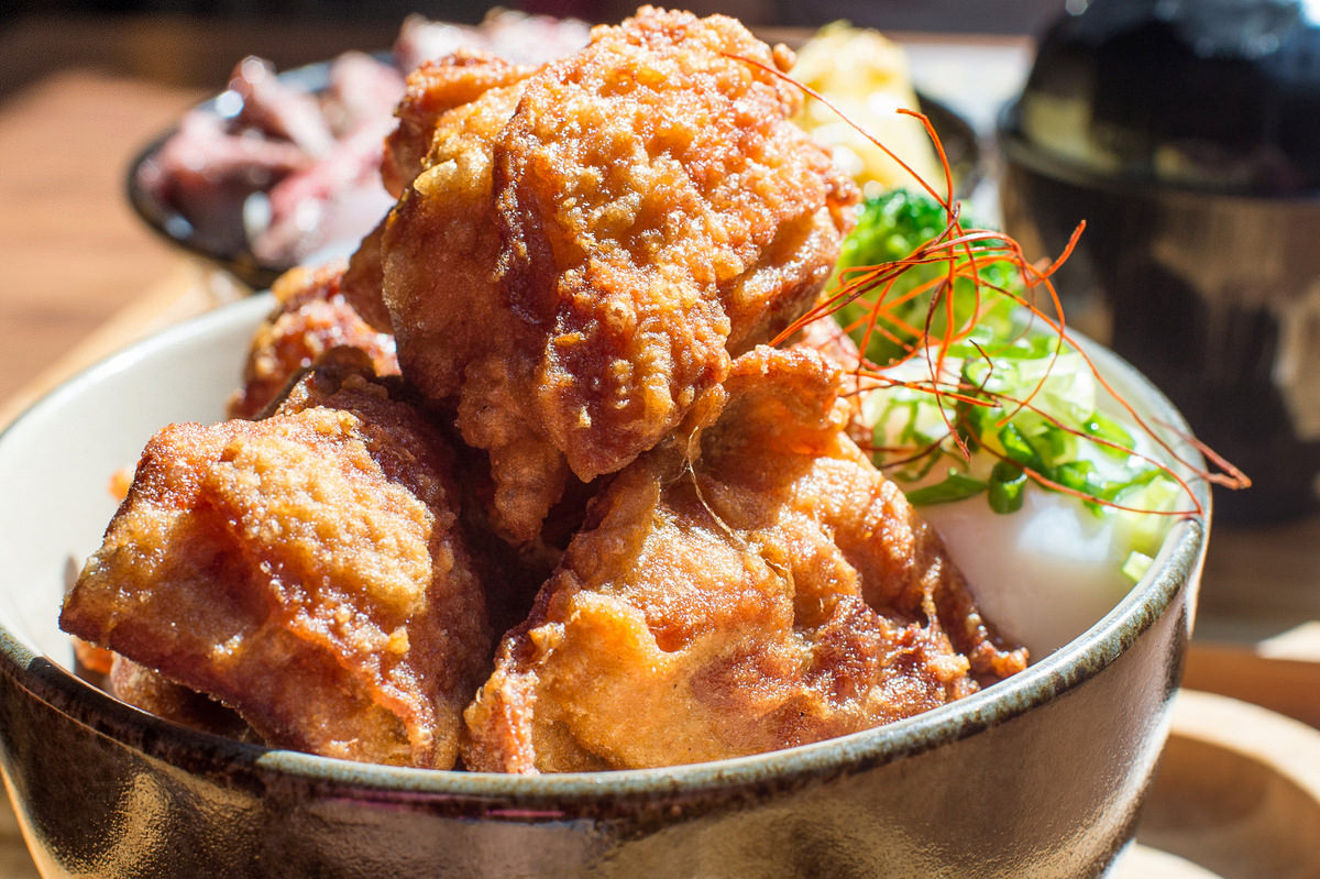 《兩斤家廚房 1.2KG Kitchen》choice等級 炙燒牛排丼飯 - 卡琳。摸魚兒趣