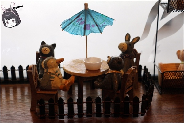 金鳳凰商務旅館：[住宿]►高雄鳳山區◄金鳳凰商務旅館－平日住宿千元有找、附近有南霸天丹丹漢堡&青年夜市~鳳山車站步行約五分鐘