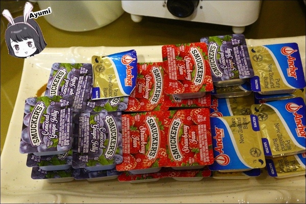 金鳳凰商務旅館：[住宿]►高雄鳳山區◄金鳳凰商務旅館－平日住宿千元有找、附近有南霸天丹丹漢堡&青年夜市~鳳山車站步行約五分鐘