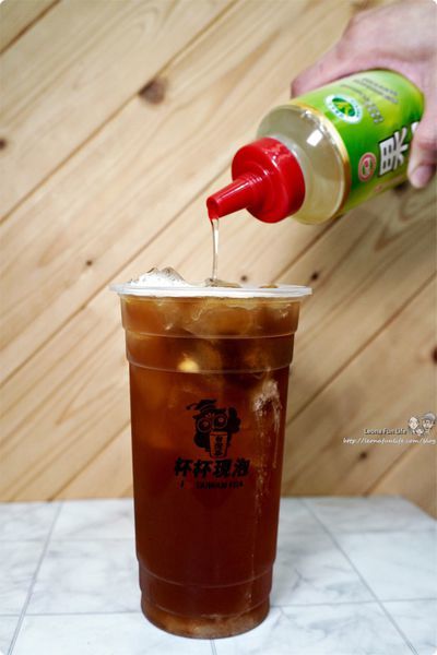 貓頭鷹茶森林 台糖果寡糖成份 果寡糖益生菌 健康寡糖 自製珍珠材料 水果珍珠粉圓 火龍果珍珠做法 手作珍珠 抹茶珍珠 日月潭紅茶價格 日月潭紅茶禮盒 日月潭紅茶介紹 日月潭紅茶品種 日月潭紅茶特色 日月潭紅茶飲料 日月潭台茶18號紅玉紅茶 風味 泡法 台茶21號 21號紅韻 紅玉紅韻差別 台茶21號特色 飲料店 台中知名飲料店 台中西區飲料店 自創飲料店 飲料店推薦 自製水果珍珠 DSC02521.JPG