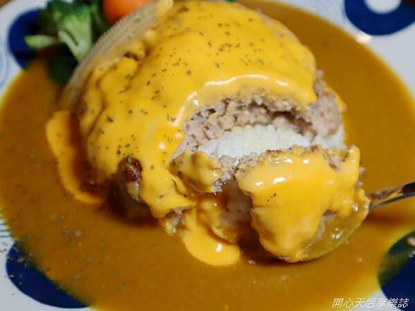 信義區咖哩|呂舖食堂|平價咖哩,特色咖哩飯、自製小菜、飲料、奶酪,學生、親子、小資族用餐的好選擇!咖