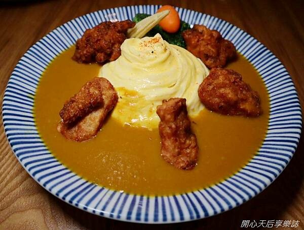 信義區咖哩|呂舖食堂|平價咖哩,特色咖哩飯、自製小菜、飲料、奶酪,學生、親子、小資族用餐的好選擇!咖