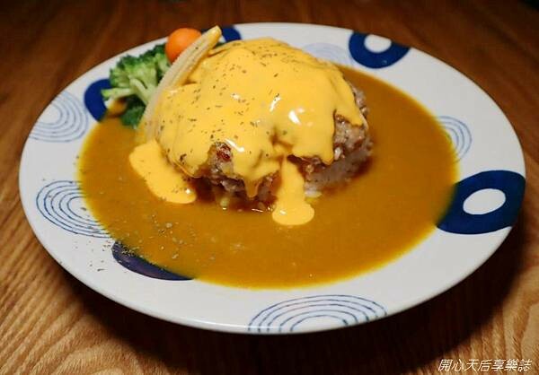 信義區咖哩|呂舖食堂|平價咖哩,特色咖哩飯、自製小菜、飲料、奶酪,學生、親子、小資族用餐的好選擇!咖