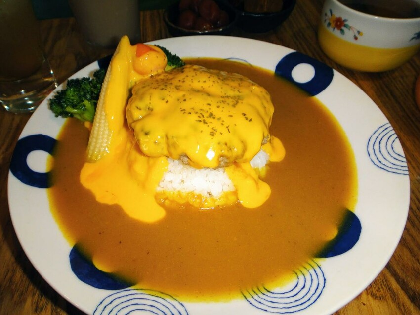 【美食】「呂舖食堂」平價日式咖哩、炸物 ,信義區咖哩推薦、北 【美食】「呂舖食堂」平價日式咖哩、炸物 ,信義區咖哩推薦、北