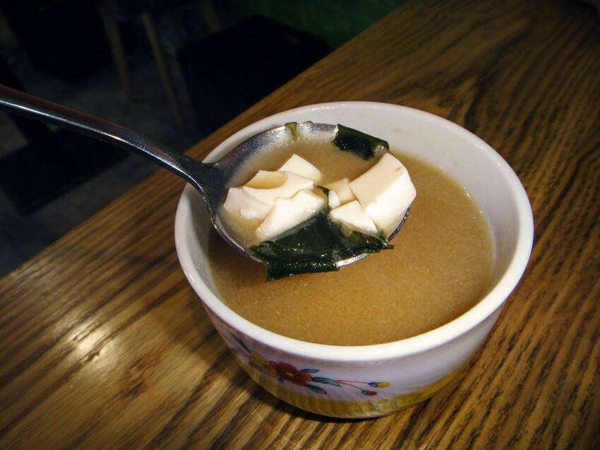 【美食】「呂舖食堂」平價日式咖哩、炸物 ,信義區咖哩推薦、北 【美食】「呂舖食堂」平價日式咖哩、炸物 ,信義區咖哩推薦、北