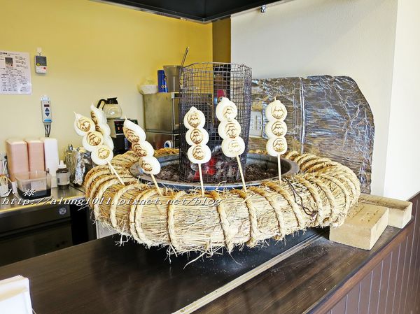 河口湖天上山公園：河口湖天上山公園 / 咔奇咔奇山兔子&狸貓的傳說 / 貍子茶屋好吃又好玩!!