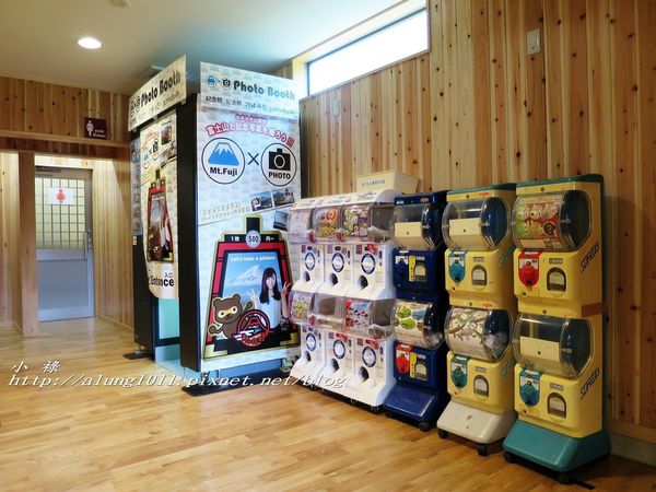 河口湖天上山公園：河口湖天上山公園 / 咔奇咔奇山兔子&狸貓的傳說 / 貍子茶屋好吃又好玩!!