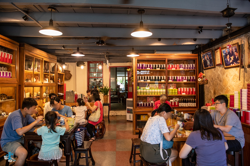 坪林美食》滴滴香 DI DI SHIANG - 清爽飄香的茶油麵線 紮實綿密的茶香冰淇淋 坪林百年老店 - 時空幻境 凌雲江海清