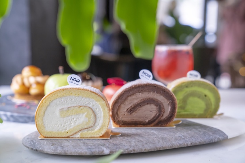 桃園甜點 NOIR coffee&bistro｜晶蘋果上市，連小紅帽吃下去以後都活了起來～ · 算命的說我很愛吃