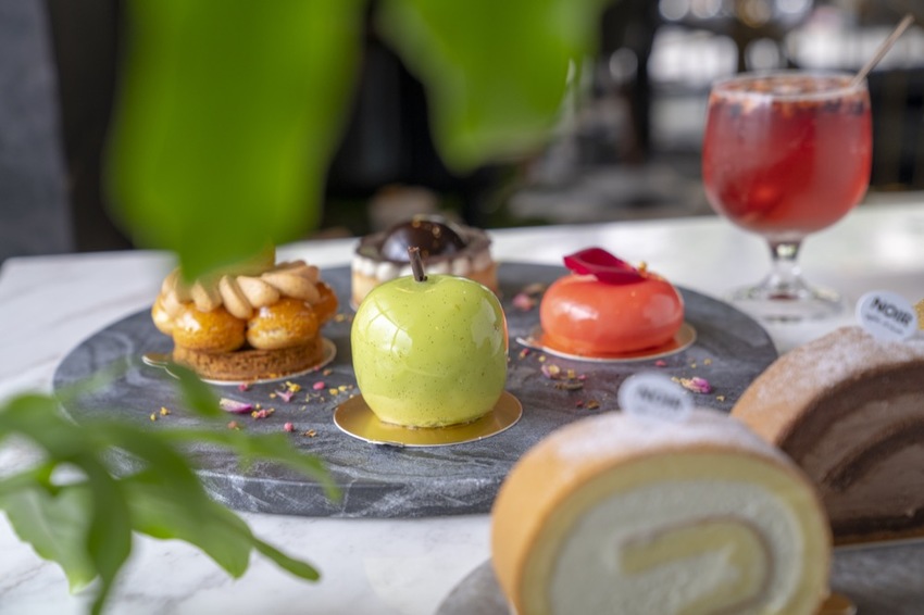 桃園甜點 NOIR coffee&bistro｜晶蘋果上市，連小紅帽吃下去以後都活了起來～ · 算命的說我很愛吃