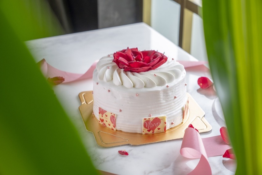 桃園甜點 NOIR coffee&bistro｜晶蘋果上市，連小紅帽吃下去以後都活了起來～ · 算命的說我很愛吃